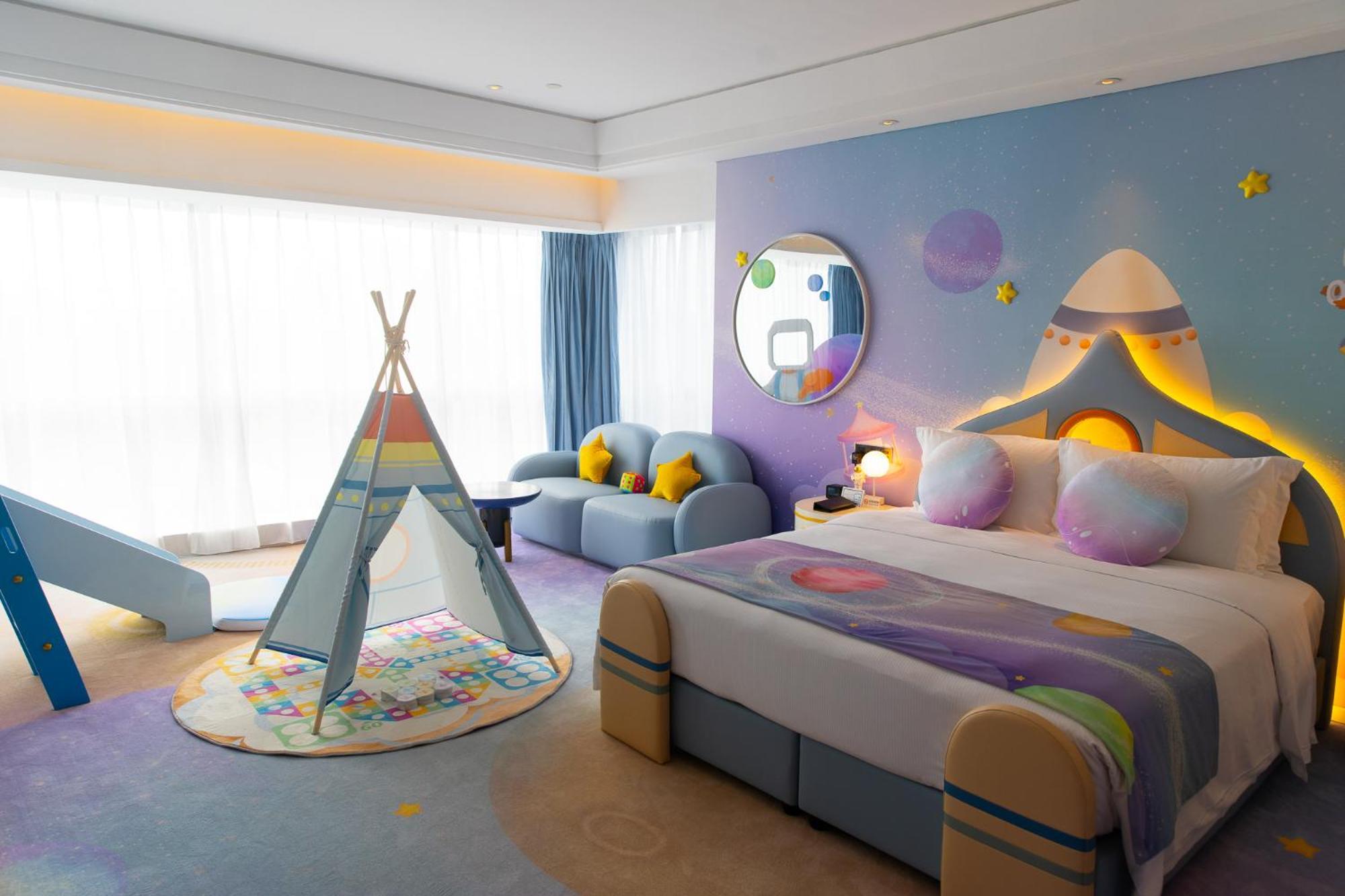 Hilton Foshan - Close To Lecong International Furniture Mall Exterior photo